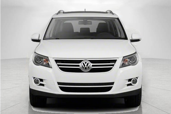 VW Tiguan (2010) - Image 2